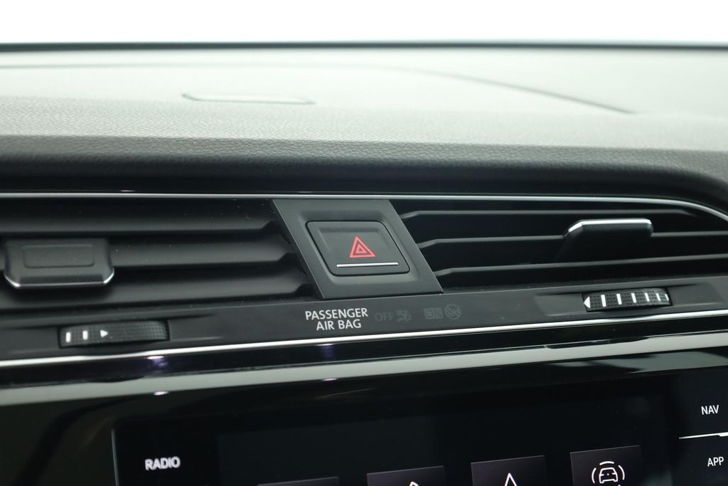 Volkswagen Touran 2025