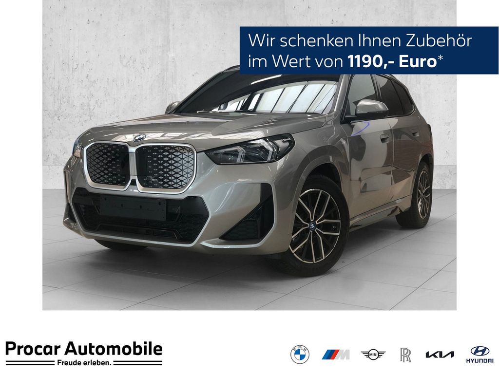 BMW iX1 2025