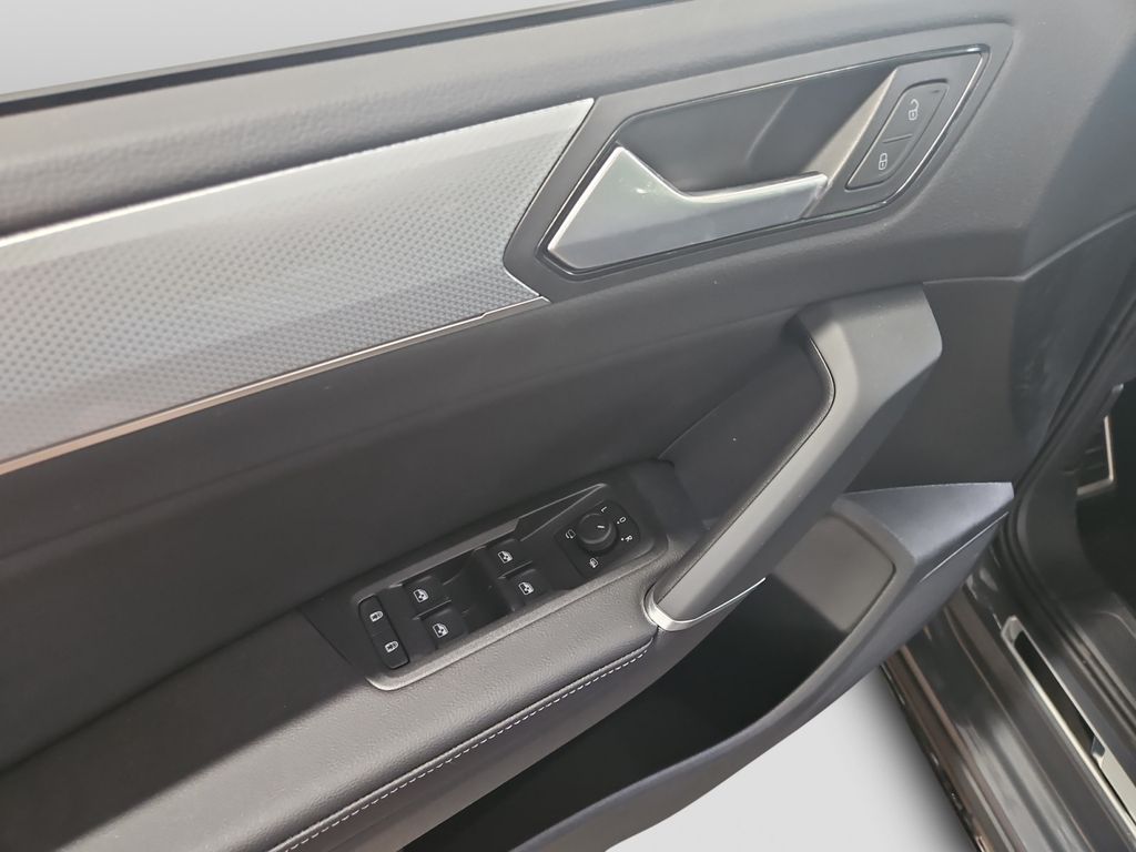 Volkswagen Touran 2025