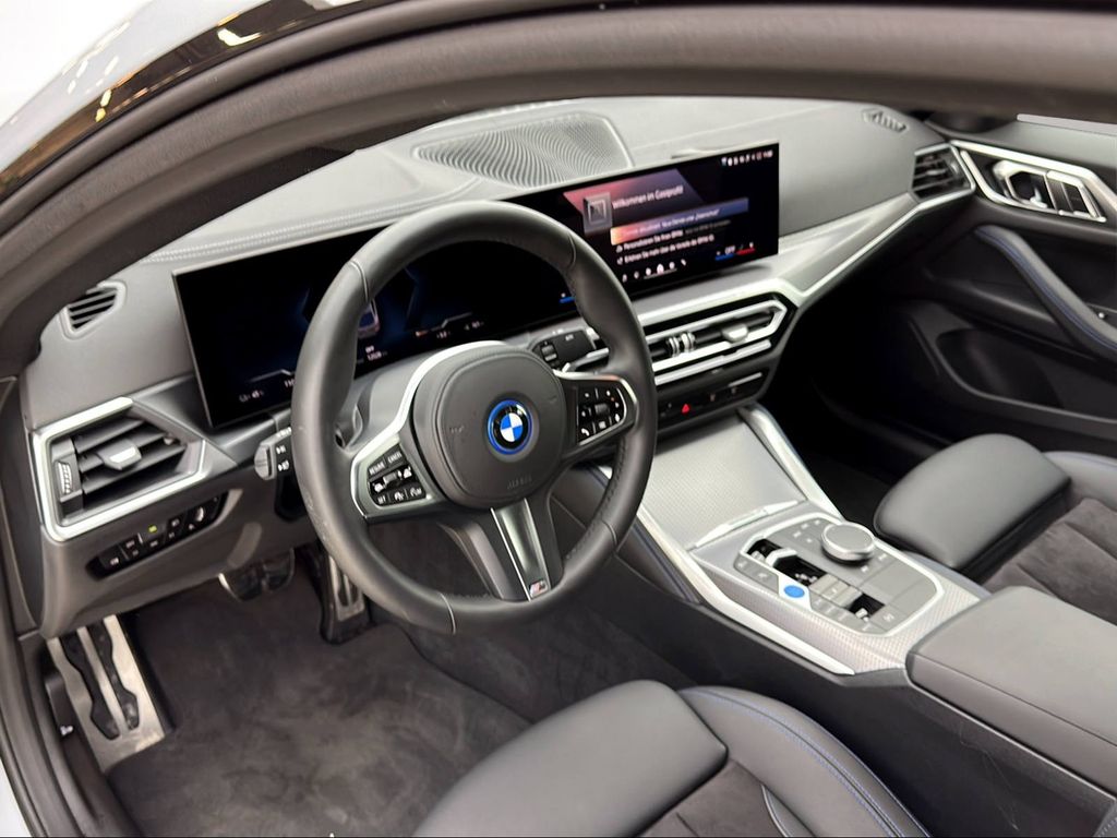 BMW i4 2023