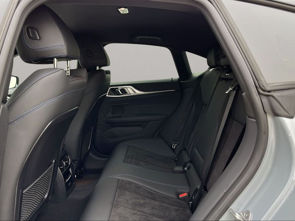 BMW i4 2023