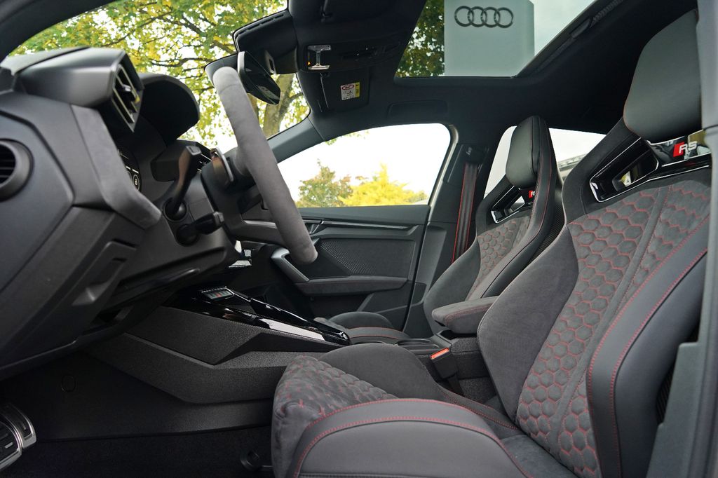 Audi RS3 2025