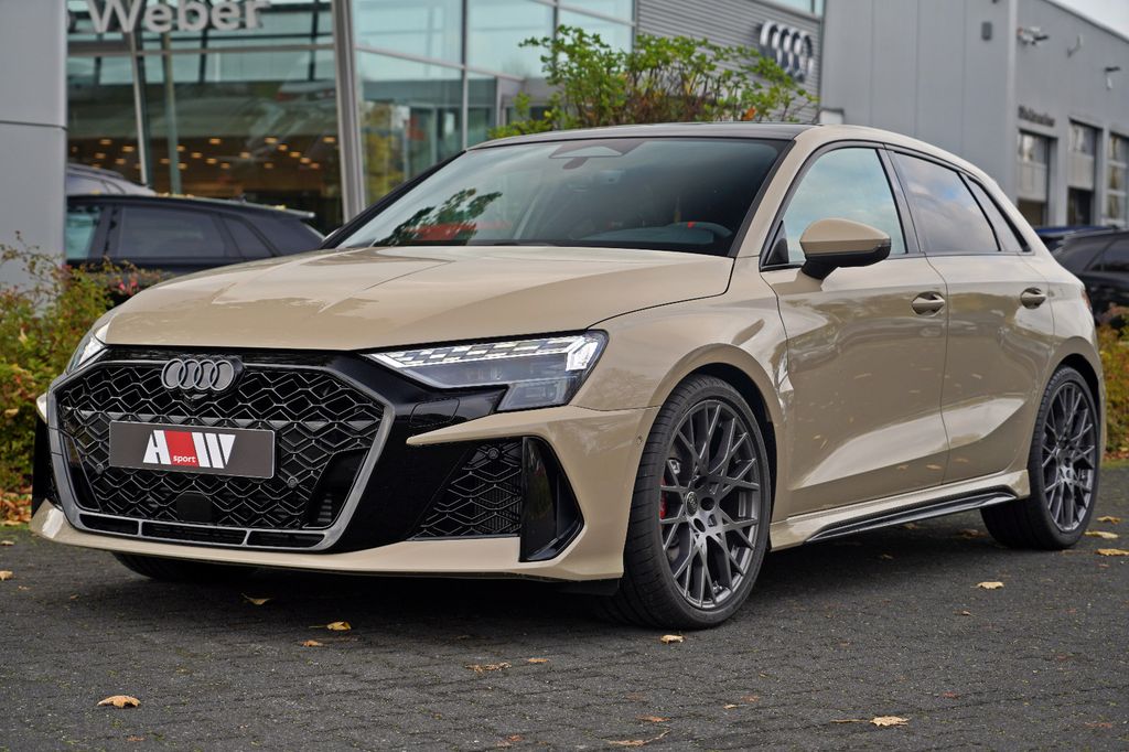 Audi RS3 2025