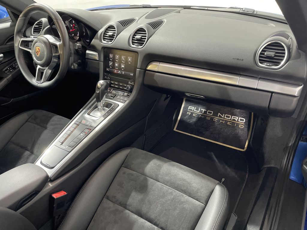 Porsche Cayman 2017