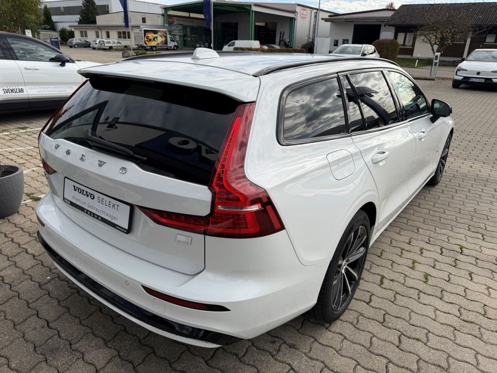 Volvo V60 2022