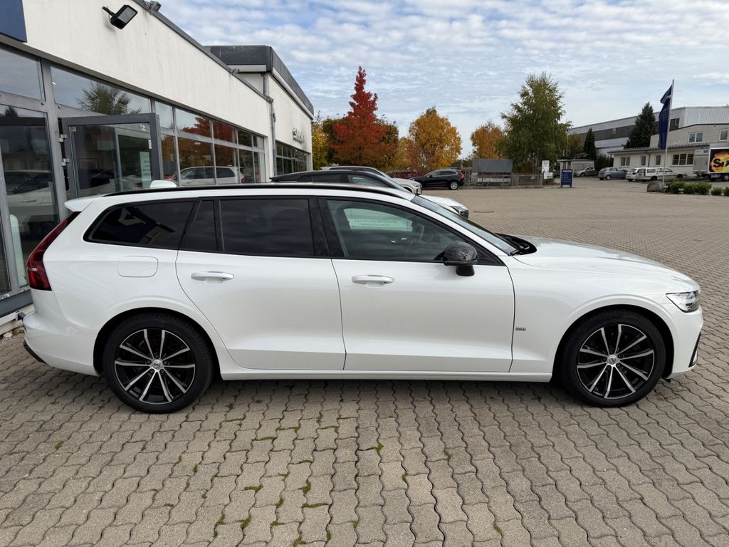 Volvo V60 2022