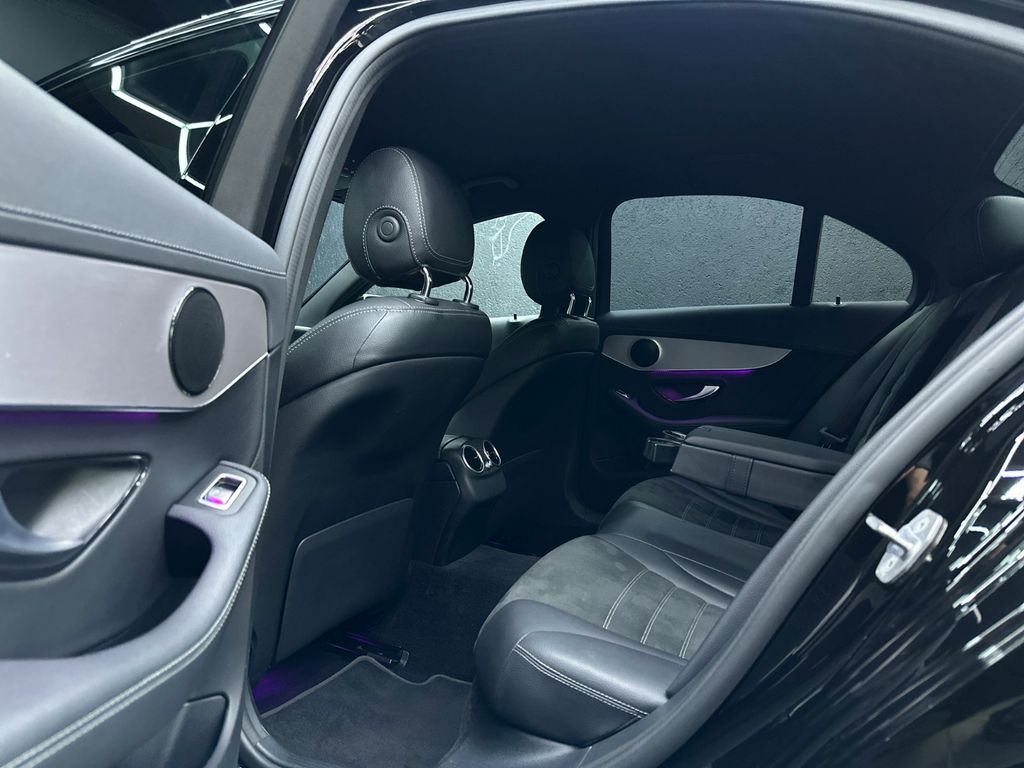 Mercedes-Benz C 300 2021