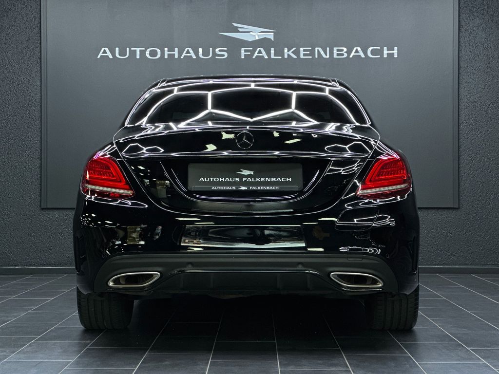 Mercedes-Benz C 300 2021