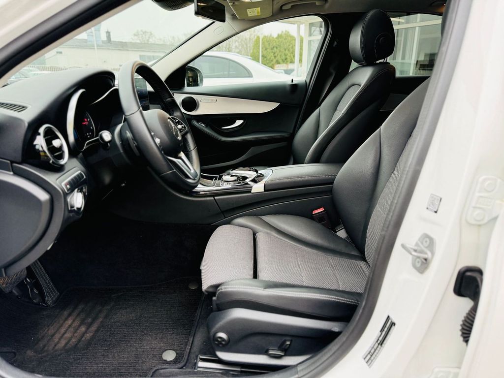 Mercedes-Benz C 220 2021