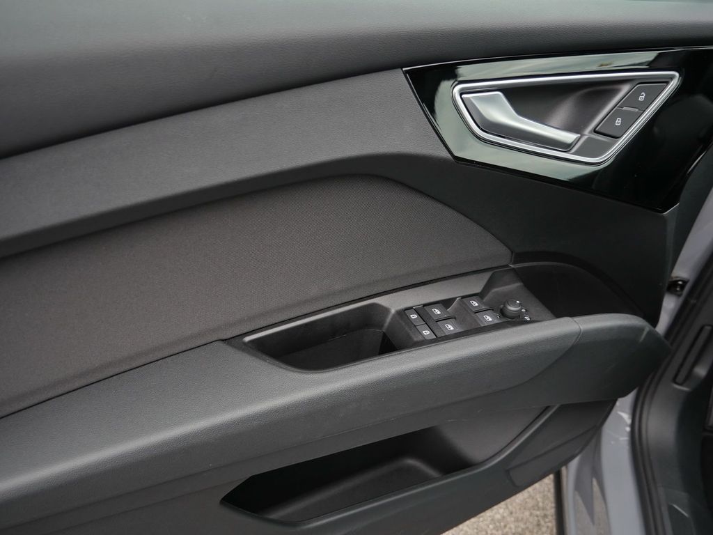 Audi Q4 e-tron 2023