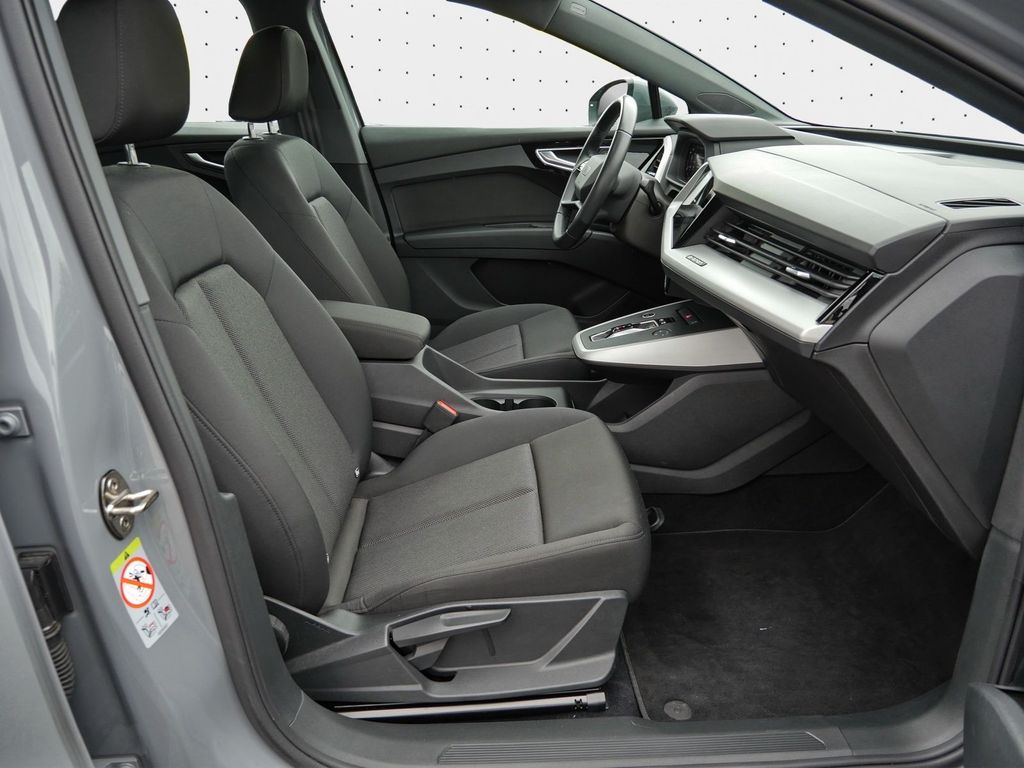 Audi Q4 e-tron 2023
