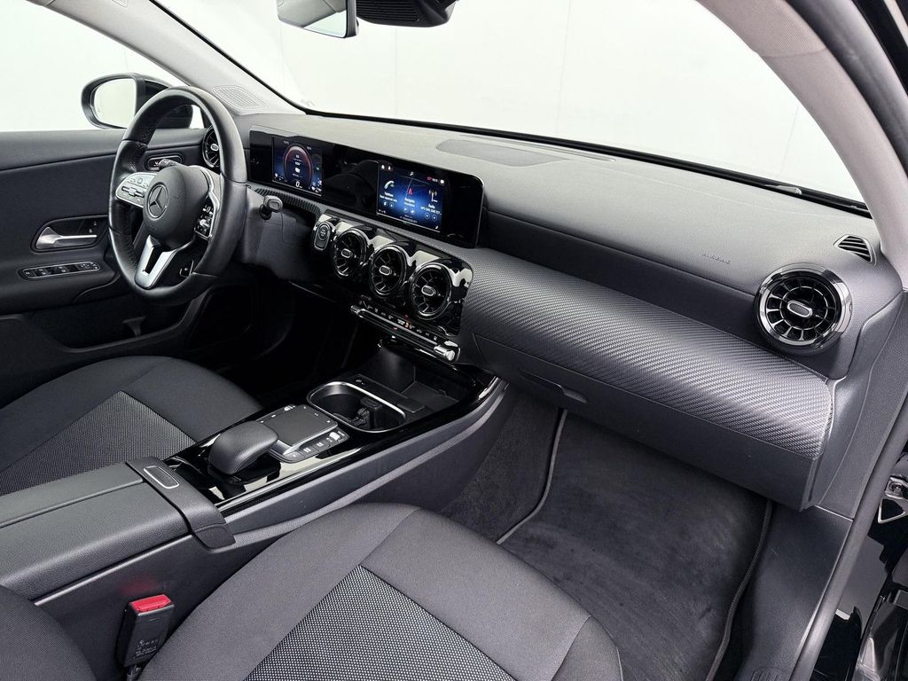 Mercedes-Benz A 250 2022