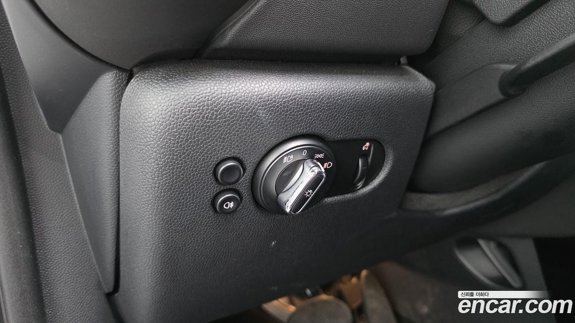 Mini Cooper Convertible 2023