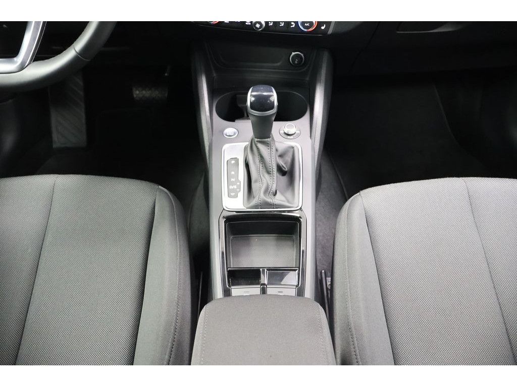 Audi Q2 2024