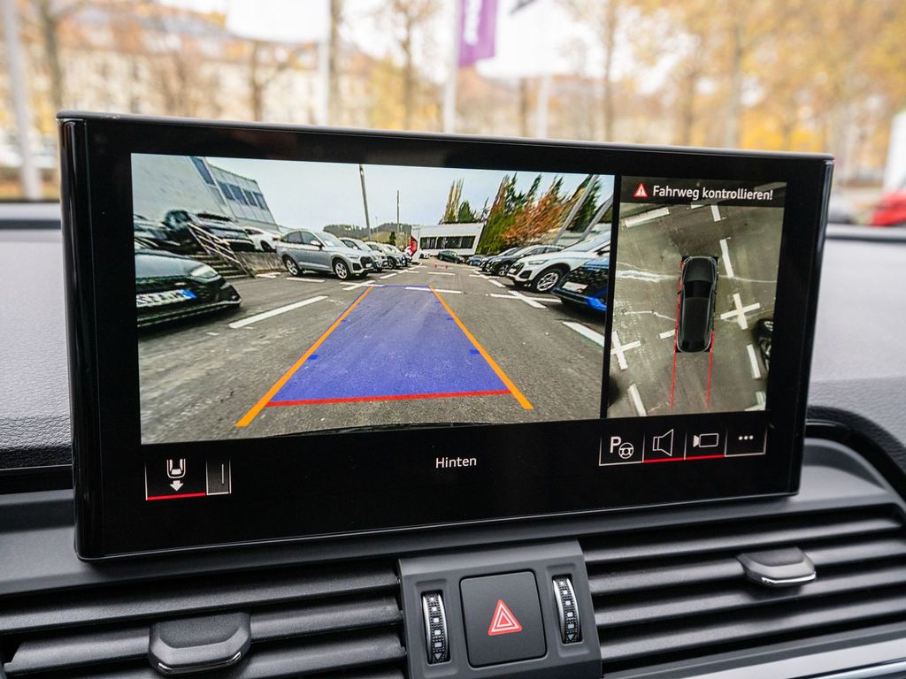 Audi SQ5 2025