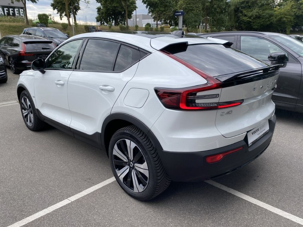 Volvo C40 2023