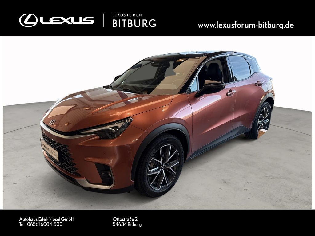 Lexus LBX