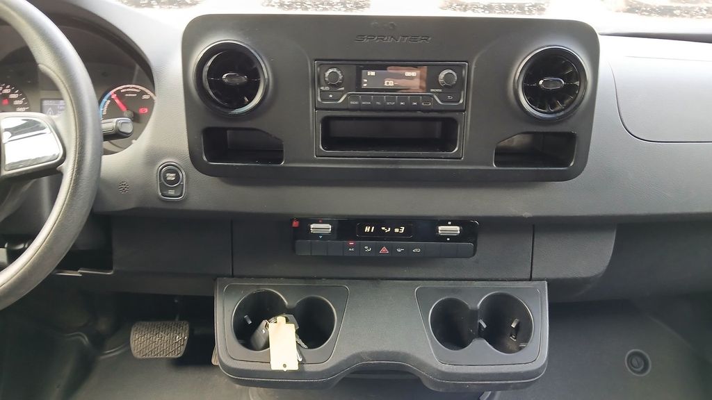 Mercedes-Benz eSprinter 2020