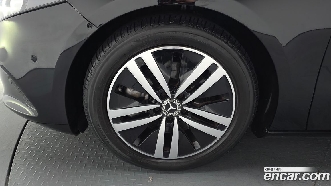 Mercedes-Benz A-Class 2021