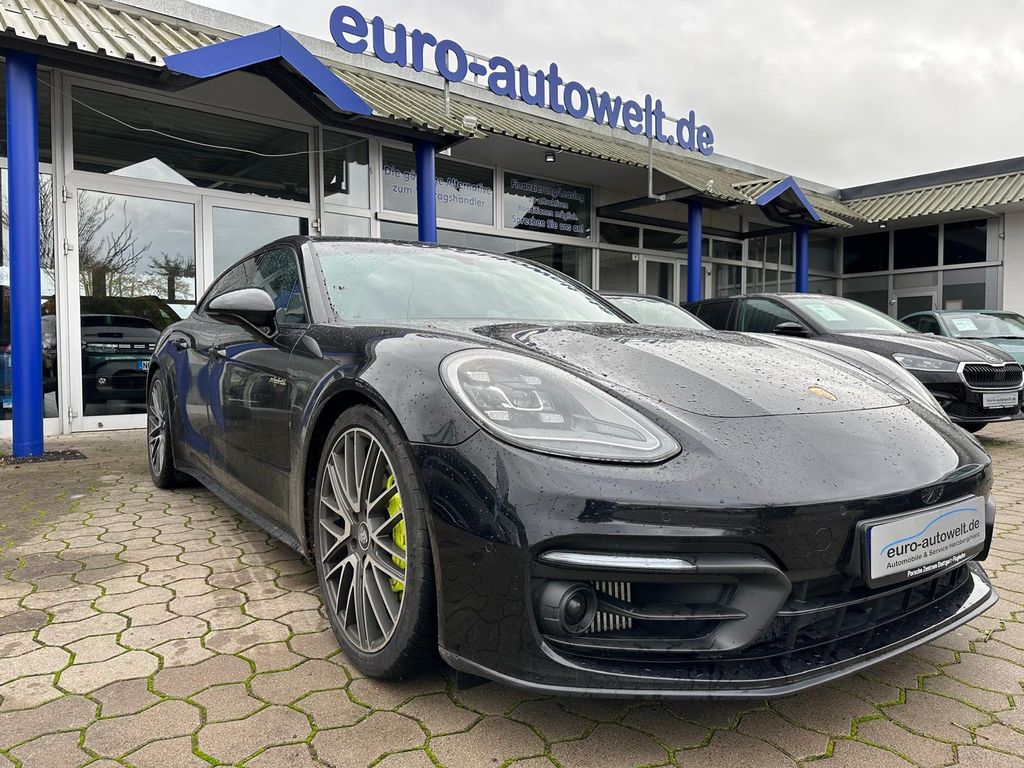 Porsche Panamera 2021