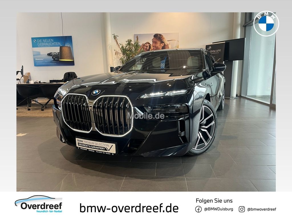 BMW 750 2024
