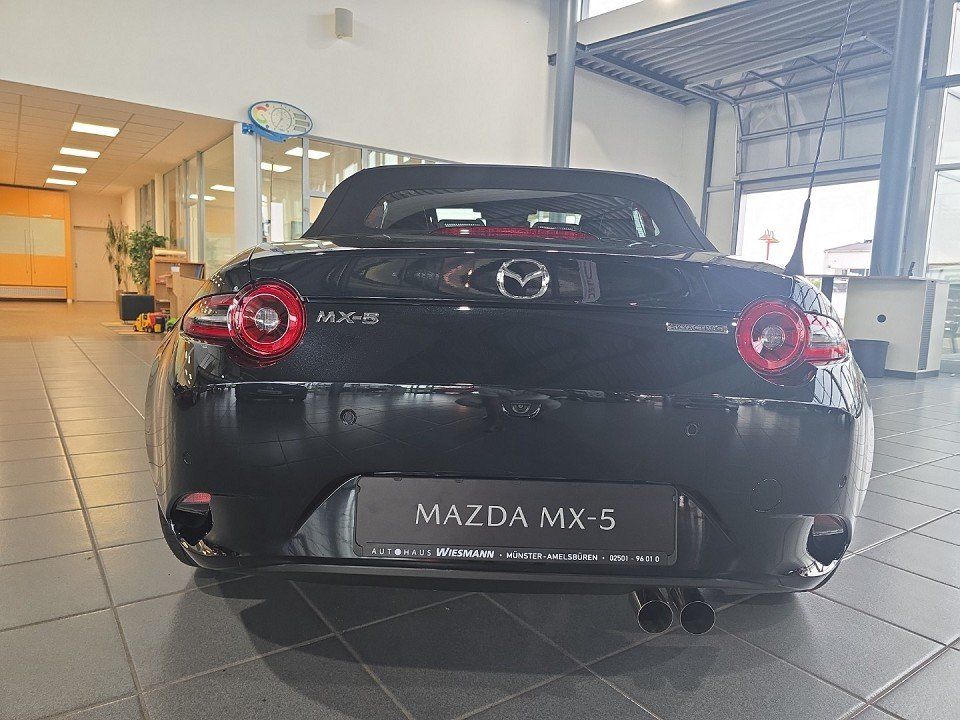 Mazda MX-5 2025