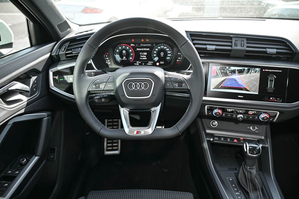 Audi Q3 2025