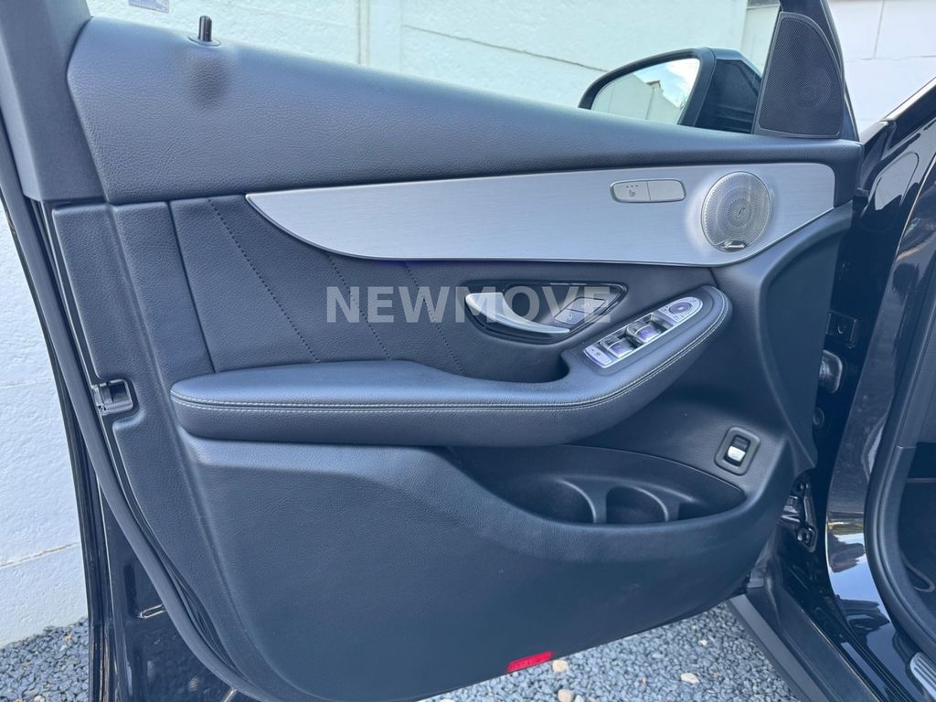 Mercedes-Benz GLC 300 2020