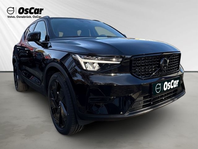Volvo XC40 2025