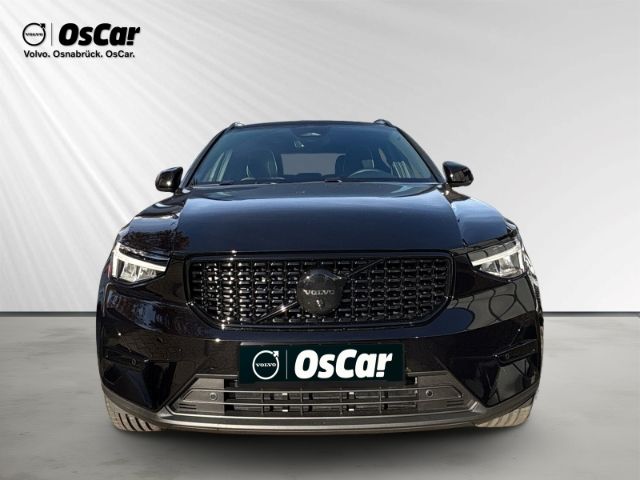 Volvo XC40 2025