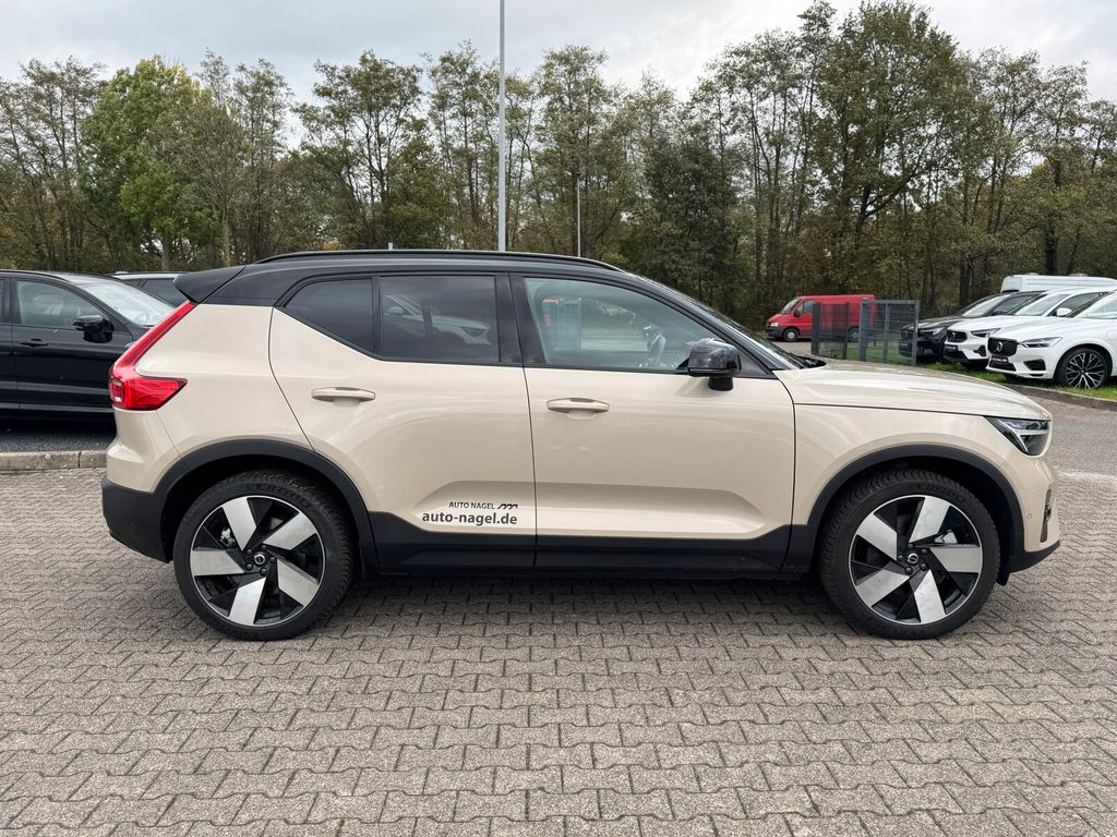 Volvo EX40 2024