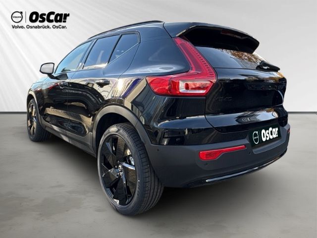 Volvo XC40 2025