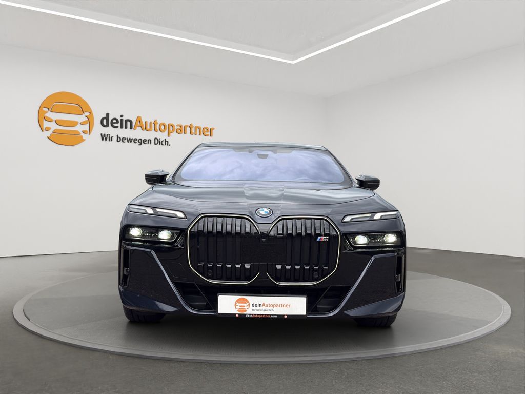 BMW i7 2023