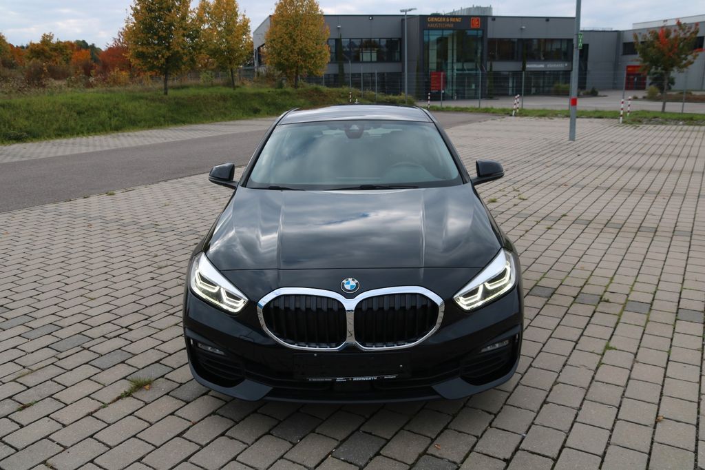 BMW 118 2022