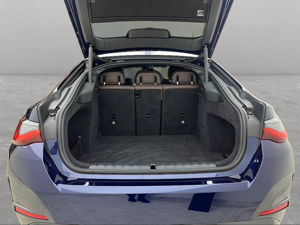 BMW i4 2023