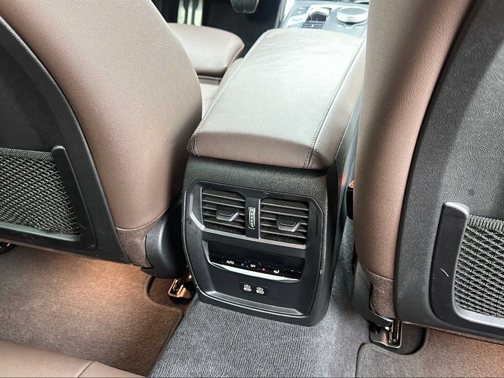 BMW i4 2023