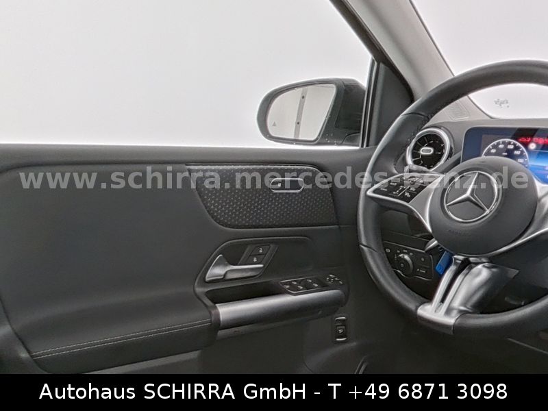 Mercedes-Benz B 250 2024