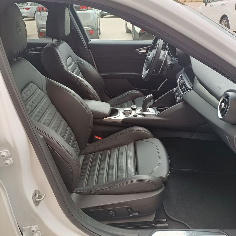 Alfa Romeo Giulia 2022