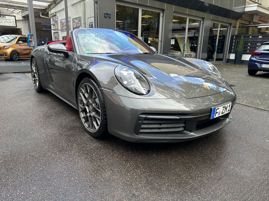 Porsche 911 2023