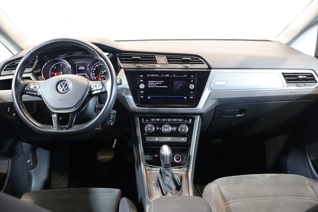 Volkswagen Touran 2021