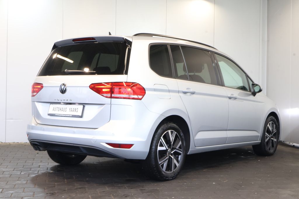 Volkswagen Touran 2021