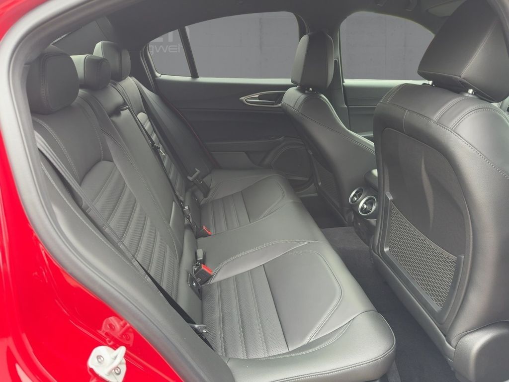 Alfa Romeo Giulia 2025