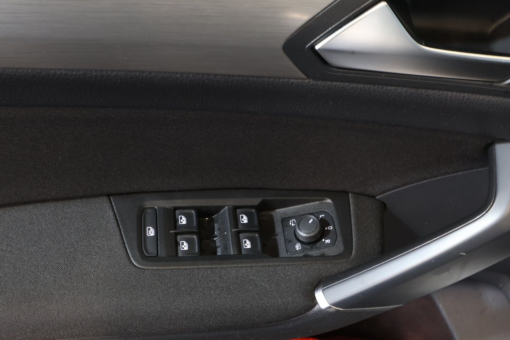 Volkswagen Touran 2021