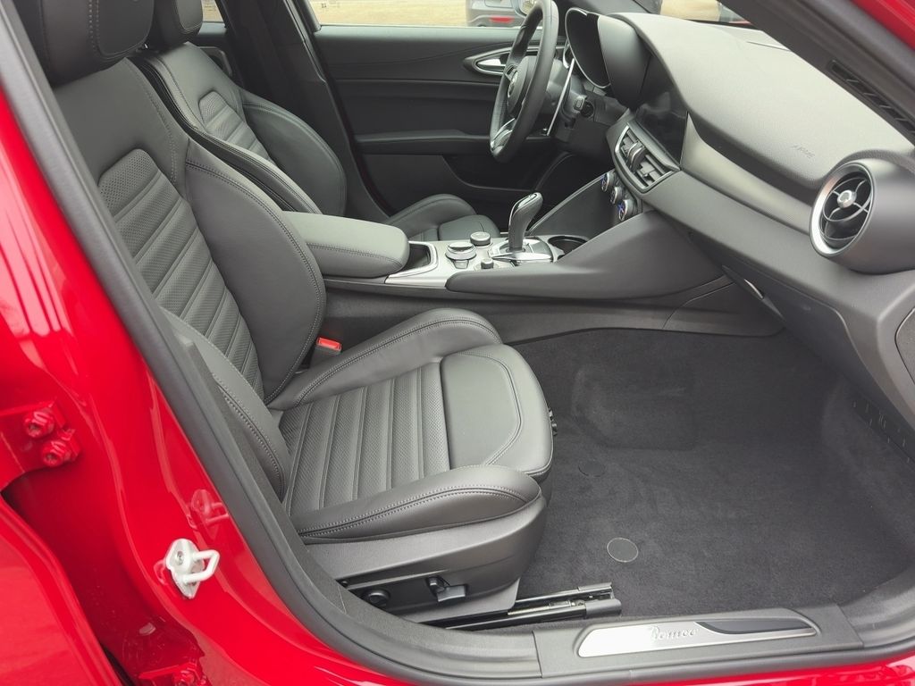 Alfa Romeo Giulia 2025