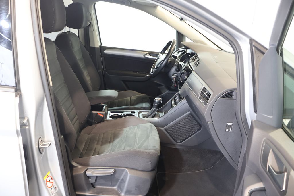 Volkswagen Touran 2021