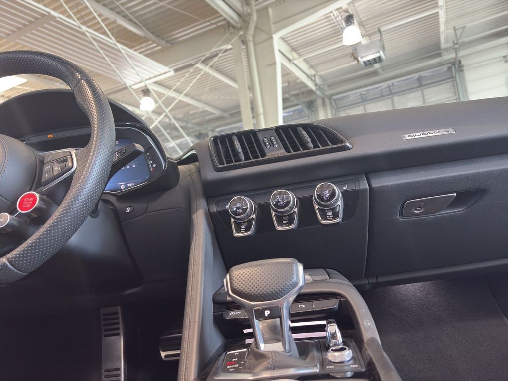 Audi R8 2021