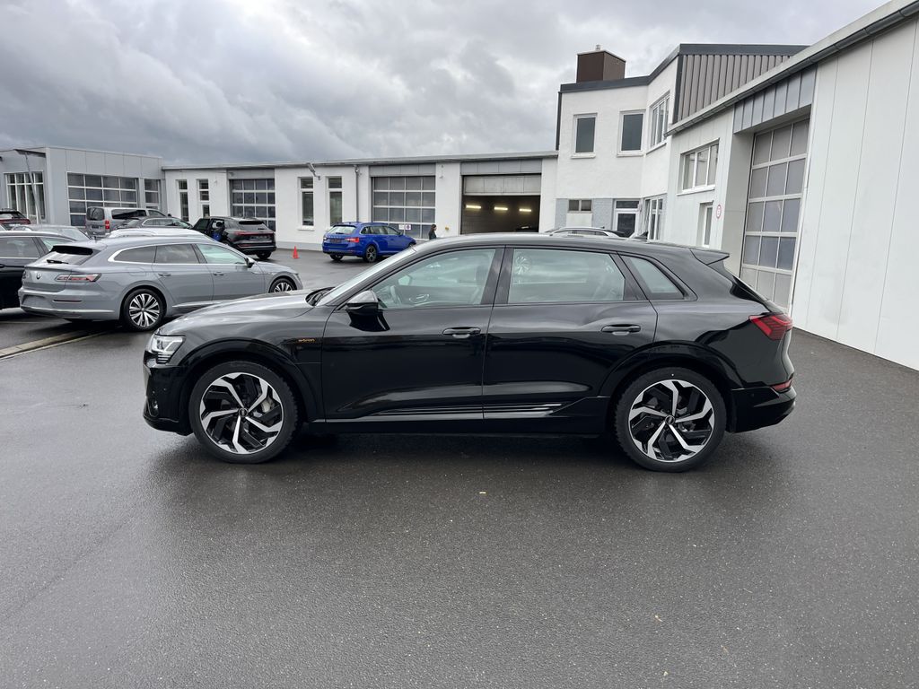 Audi e-tron 2022