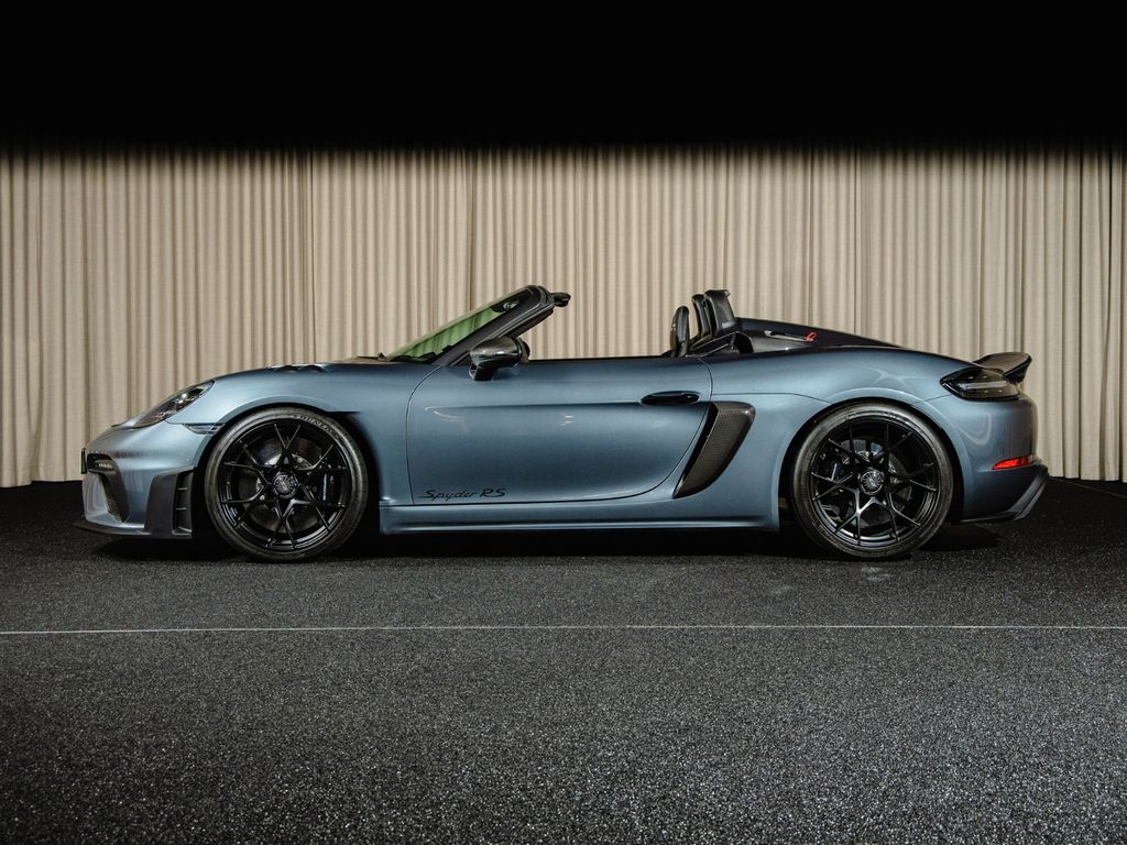Porsche Boxster 2025