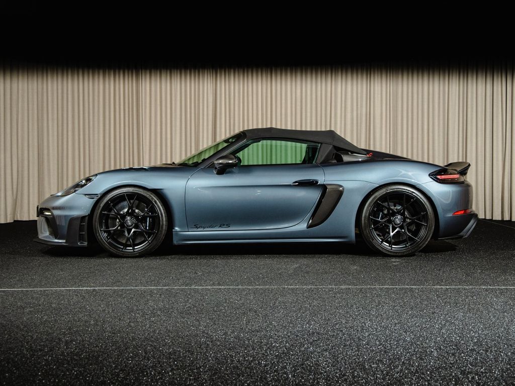 Porsche Boxster 2025
