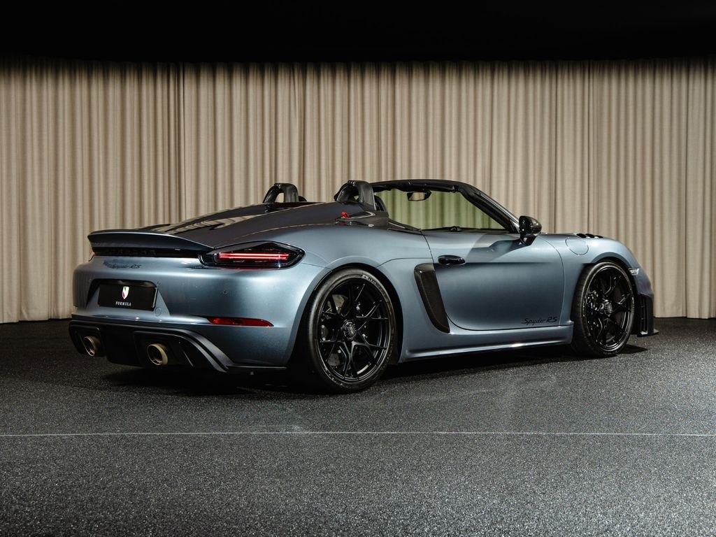 Porsche Boxster 2025